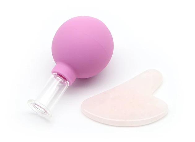 Masszázsköpöly ballonnal és gua sha kaparó